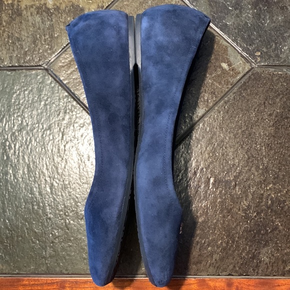 Kate spade navy suede flats, size 8.5 - Picture 7 of 7